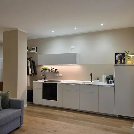 Appartement Charming Terrace - 5 Min To Castelvecchio - Ac & Garden View Vérone